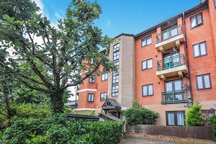1 Bedroom Flat To Rent In Lownds Court Queens Road, Bromley, BR1