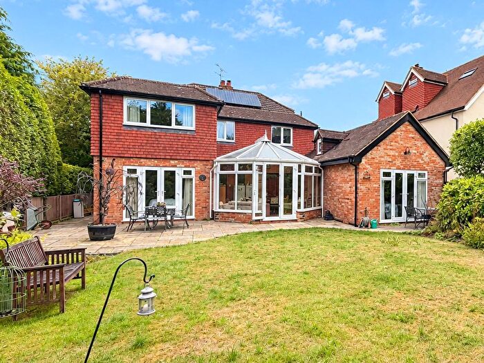 6 Bedroom Detached House For Sale In Frimley Road, Camberley, GU15