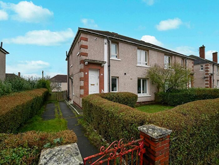 2 Bedroom Flat For Sale In Lockhart Street, Germiston, G21