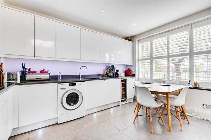 4 Bedroom Semi-Detached House To Rent In Williams Lane, East Sheen, SW14