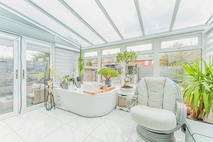 5 Bedroom Detached House For Sale In Chichele Street, Higham Ferrers, NN10