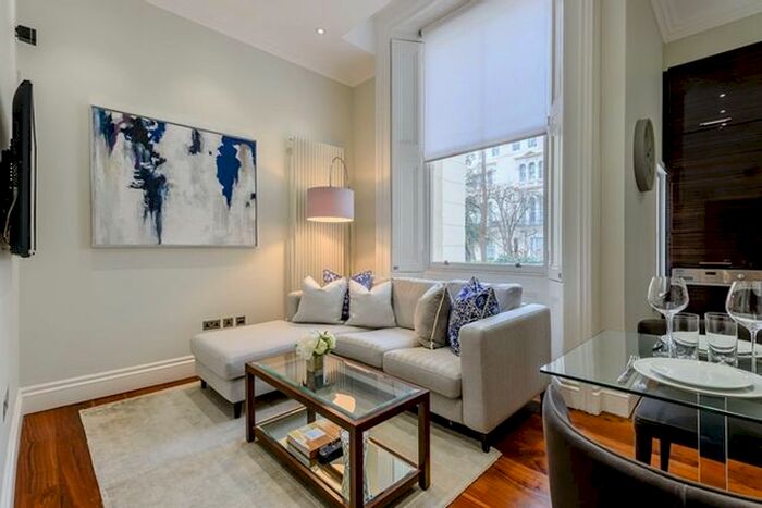 1 Bedroom Flat To Rent In Kensington Gardens Square, London, W2
