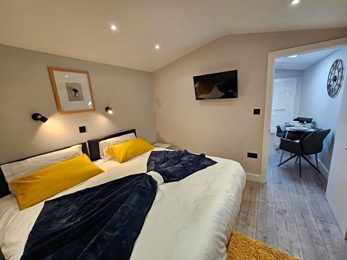 1 Bedroom Flat To Rent In Eastville Avenue, London, NW11