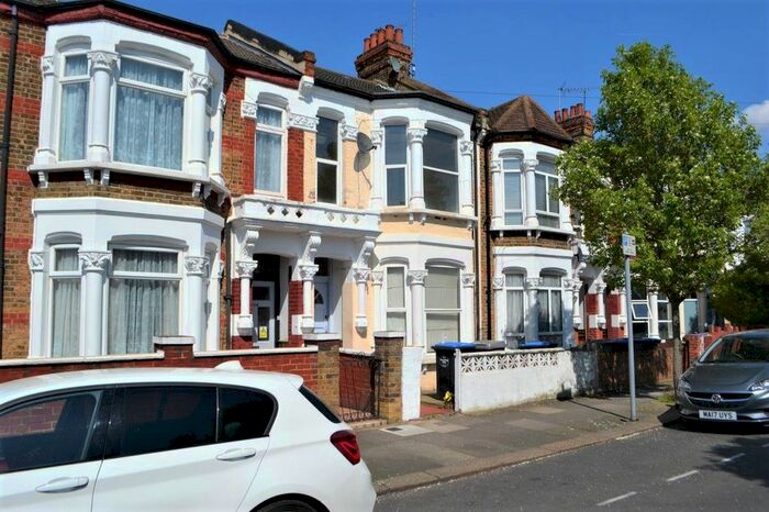 2 Bedroom Flat To Rent In Burrows Road, London, NW10