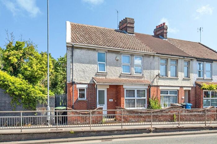 3 Bedroom End Of Terrace House For Sale In Bramford Road, Ipswich, Suffolk, IP1
