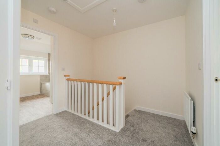 3 Bedroom Terraced House For Sale In Leestone Park, Bolton Lane, Leighton Buzzard, LU7