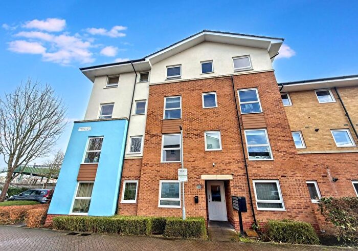 2 Bedroom Flat For Sale In Admiralty Close, West Drayton, Middlesex, UB7