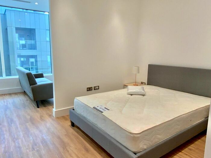 Studio To Rent In West Gate, Ealing, W5