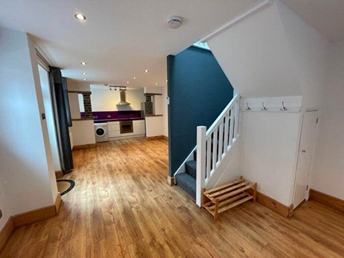 1 Bedroom Detached House To Rent In Cavendish Road, Leicester, LE2