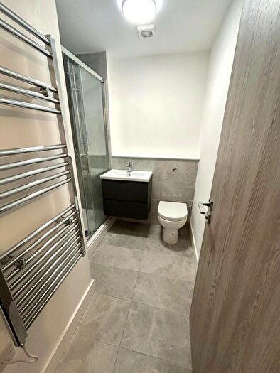 2 Bedroom Apartment To Rent In Richmond Road, Cardiff(City), CF24