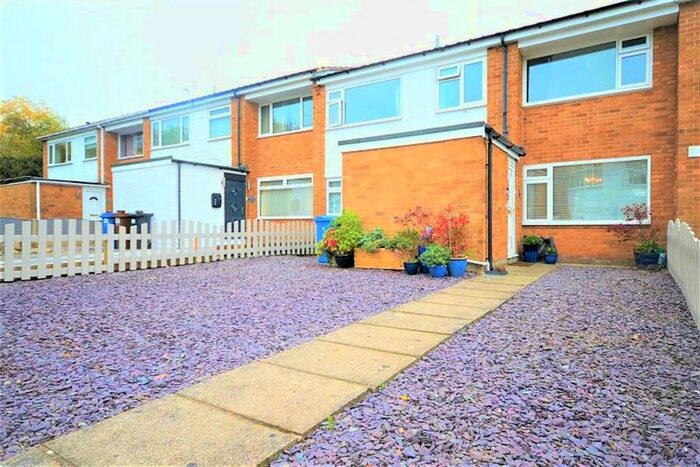 4 Bedroom Terraced House To Rent In Willow Avenue, Cheadle Hulme, Cheadle, SK8