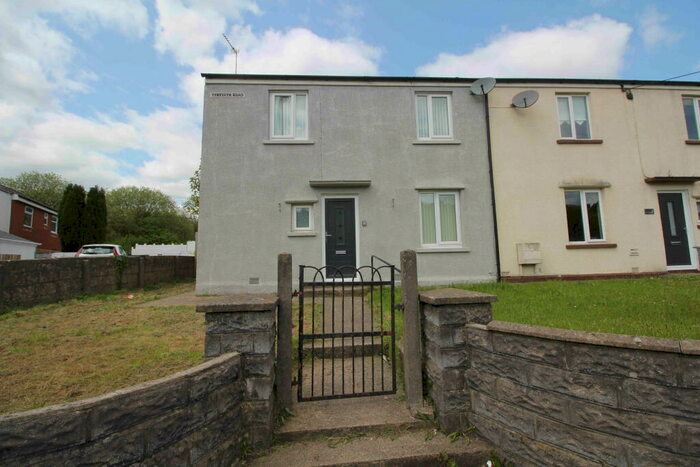 3 Bedroom Semi-Detached House To Rent In Tynybryn Road, Tonyrefail, Porth, CF39