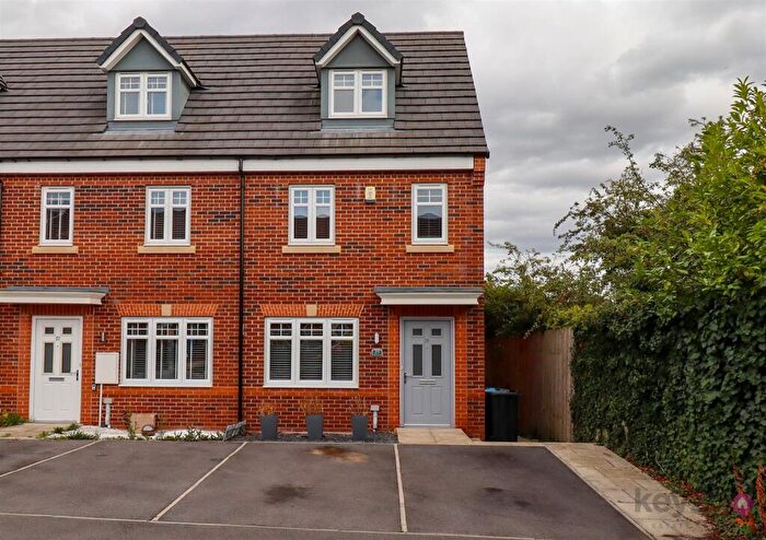 3 Bedroom Semi-Detached House To Rent In Ruby Lane, Mosborough, S20