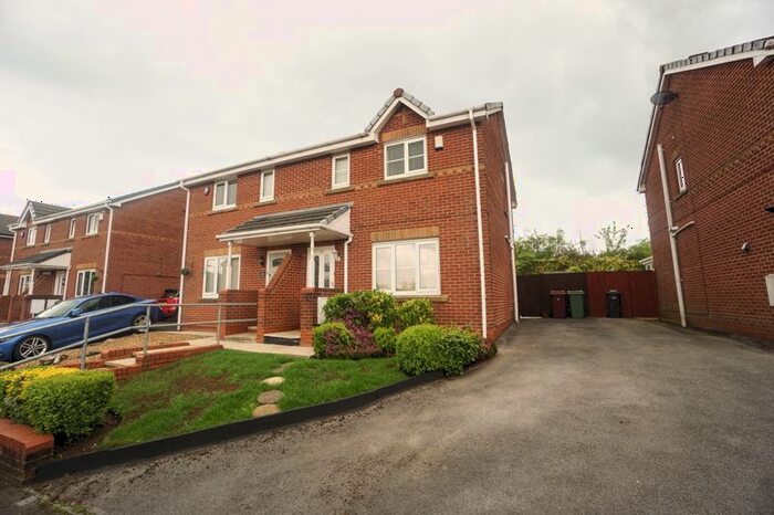 3 Bedroom Semi-Detached House To Rent In Portland Place, Horwich, Bolton, BL6