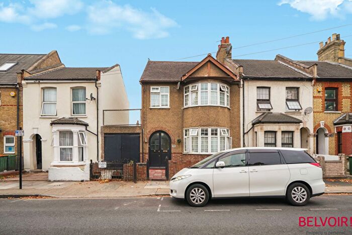 3 Bedroom Semi Detached House For Sale In Third Avenue, London, E12