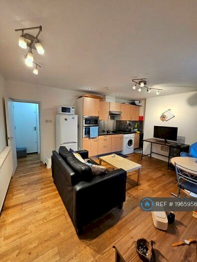 1 Bedroom Flat To Rent In Kentish Town, London, NW5