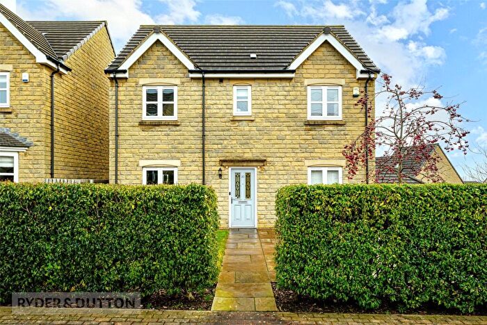 4 Bedroom Detached House For Sale In Tennyson Avenue, Lindley, Huddersfield, HD3