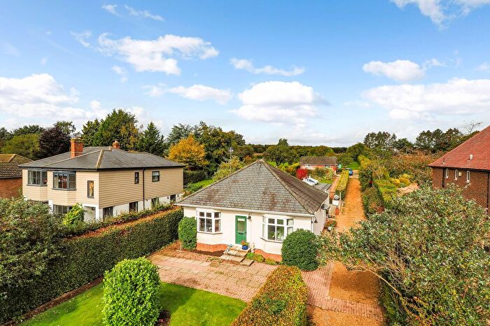 3 Bedroom Detached Bungalow For Sale In Gascoigne Lane, Ropley, SO24