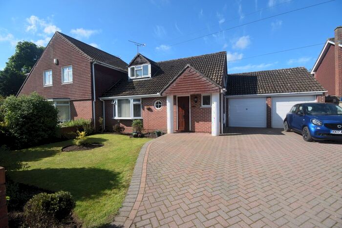 2 Bedroom Semi-Detached House For Sale In Higher Road, Chedzoy, Bridgwater, TA7
