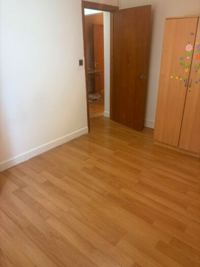 2 Bedroom Flat To Rent In Flat C, Barking Road, Plaistow, London, Greater London, E13