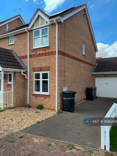 3 Bedroom Detached House To Rent In Rowan Close, Sleaford, NG34
