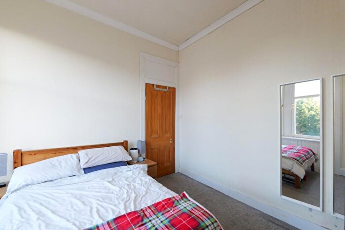 2 Bedroom Flat For Sale In , Crossflat Crescent, Flat -, Paisley, PA1