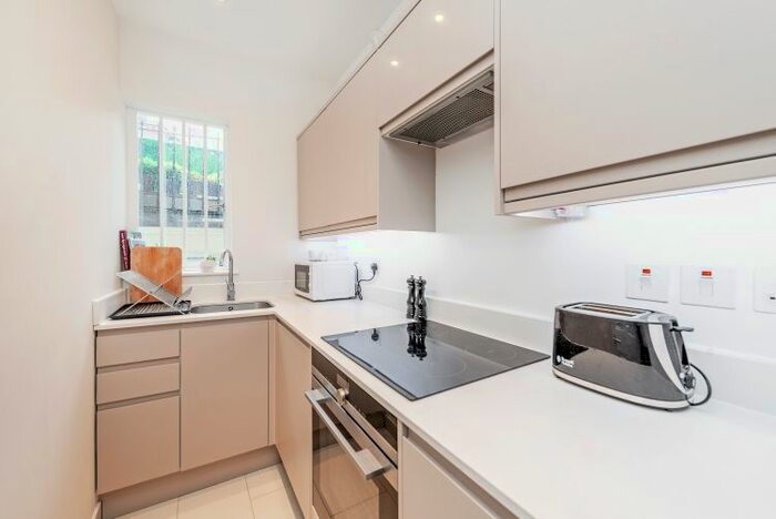 1 Bedroom Flat To Rent In Bathurst Street, London, W2