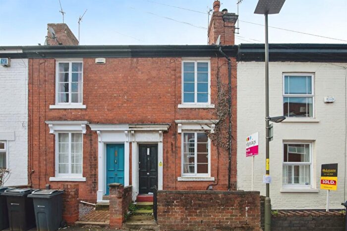 3 Bedroom Terraced House For Sale In South Street, Birmingham, B17