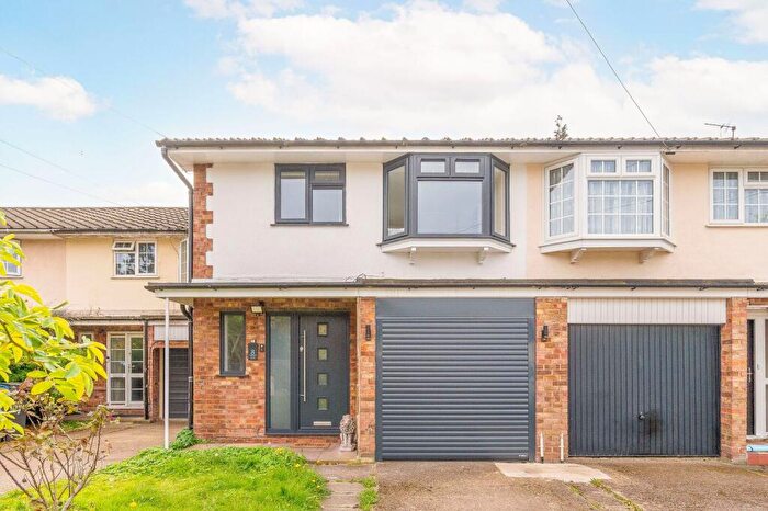 3 Bedroom Terraced House For Sale In Allan Close, New Malden, KT3