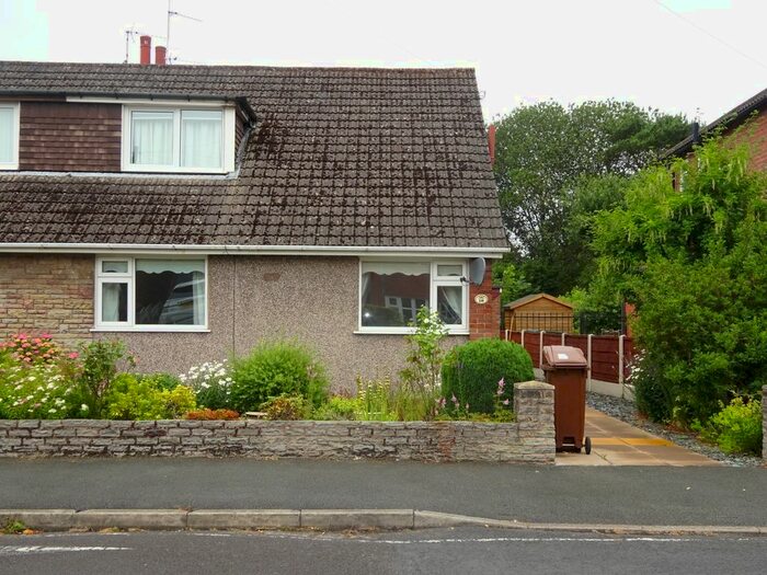 3 Bedroom Bungalow To Rent In Babbacombe Road, Hazel Grove, SK2