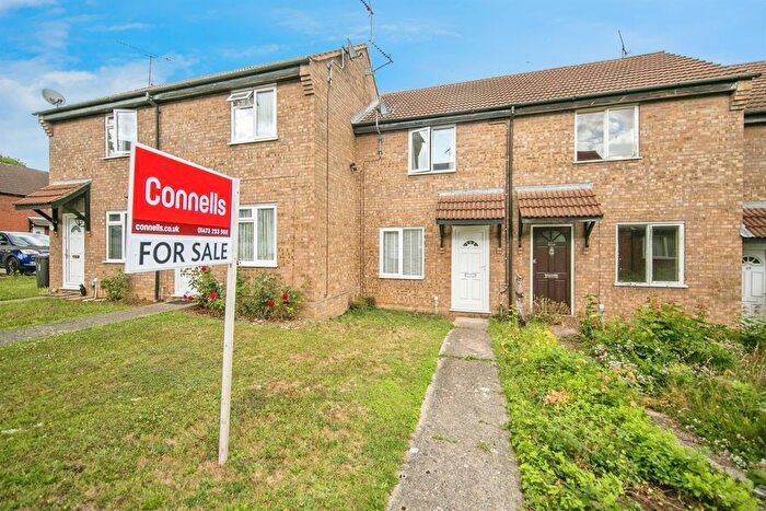 1 Bedroom Terraced House For Sale In Sycamore Close, Ipswich, IP8