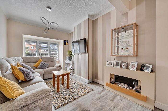 3 Bedroom Terraced House For Sale In Kingthorpe Terrace. Brentfield Road, London, NW10