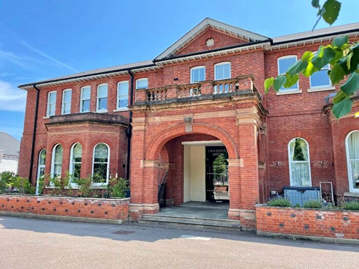 1 Bedroom Apartment For Sale In Meeanee Mews, Colchester, Essex, CO2