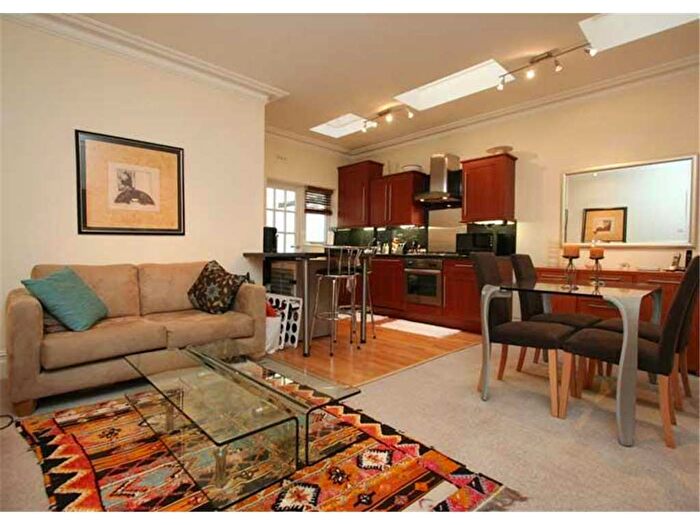 2 Bedroom Flat To Rent In Ashburn Gardens, SW7