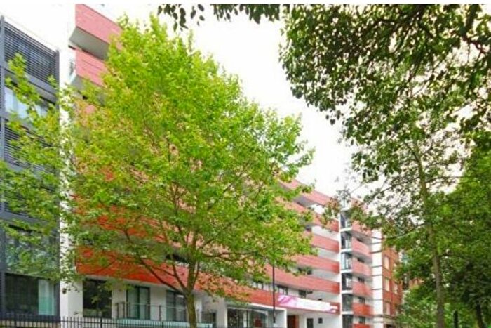 2 Bedroom Flat To Rent In Barlby Road, London, W10