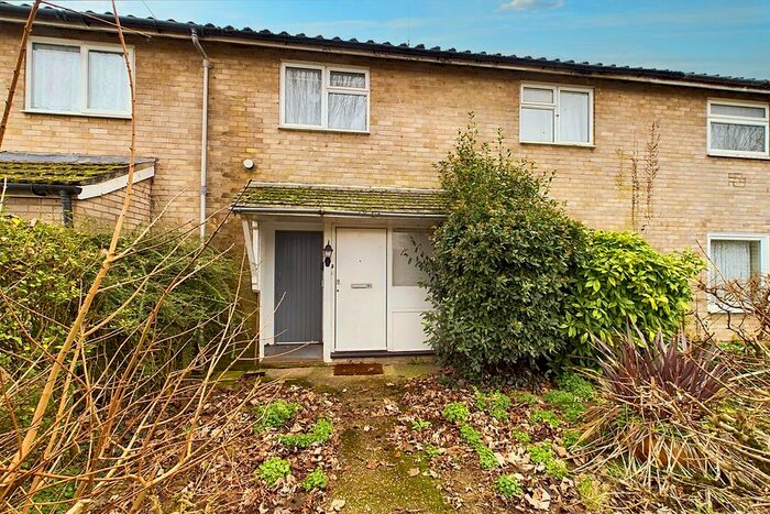 3 Bedroom Terraced House For Sale In Oak Close, Thetford, Norfolk, IP24