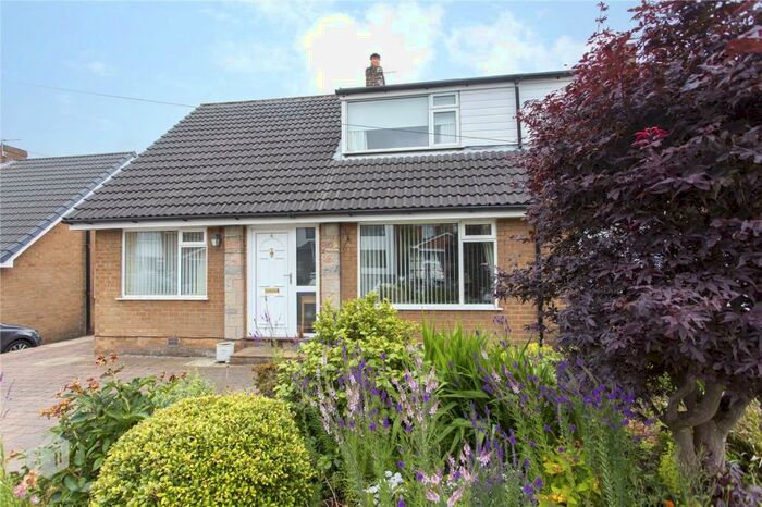 3 Bedroom Bungalow For Sale In Avon Drive, Bury, Greater Manchester, BL9