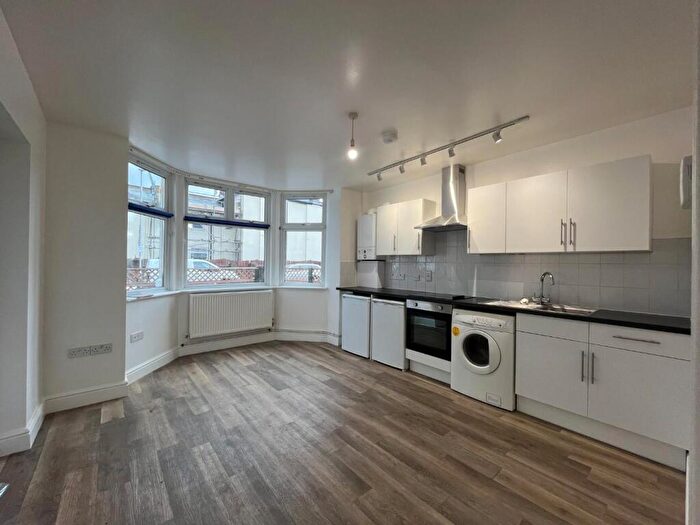 1 Bedroom Maisonette To Rent In Penrith Road, New Malden, KT3