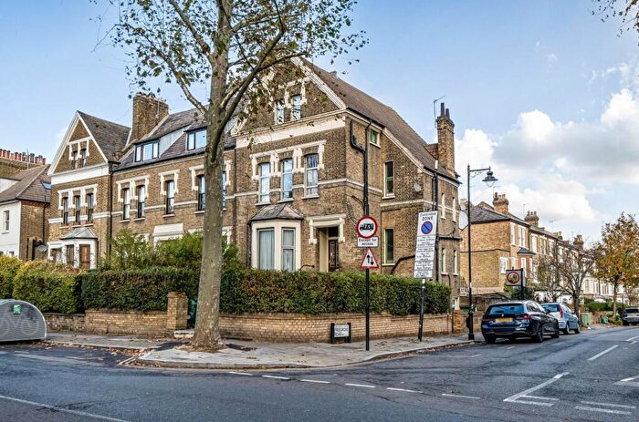 7 Bedroom End Of Terrace House For Sale In Hillmarton Road, London, N7