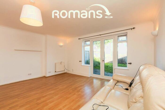 3 Bedroom Terraced House To Rent In Moulsham Lane, Yateley, GU46