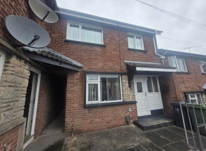 3 Bedroom Terrace House For Sale In Orangefield Close, Armagh, BT60