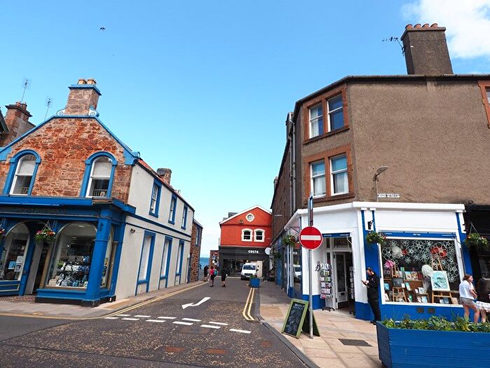 3 Bedroom Flat To Rent In Market Place, East Lothian, North Berwick, EH39