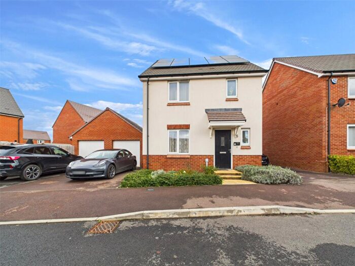 3 Bedroom Detached House For Sale In Springmead Avenue, Brockworth, Gloucester, Gloucestershire, GL3