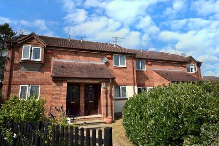 1 Bedroom Maisonette To Rent In Stockwood Way, Farnham, GU9