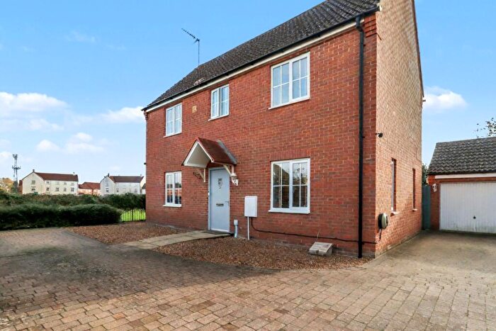 4 Bedroom Detached House For Sale In Dairy Way, Gaywood, King's Lynn, Norfolk, PE30
