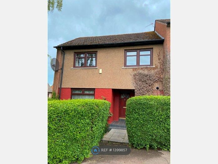 3 Bedroom Semi-Detached House To Rent In Charleston Drive, Dundee, DD2
