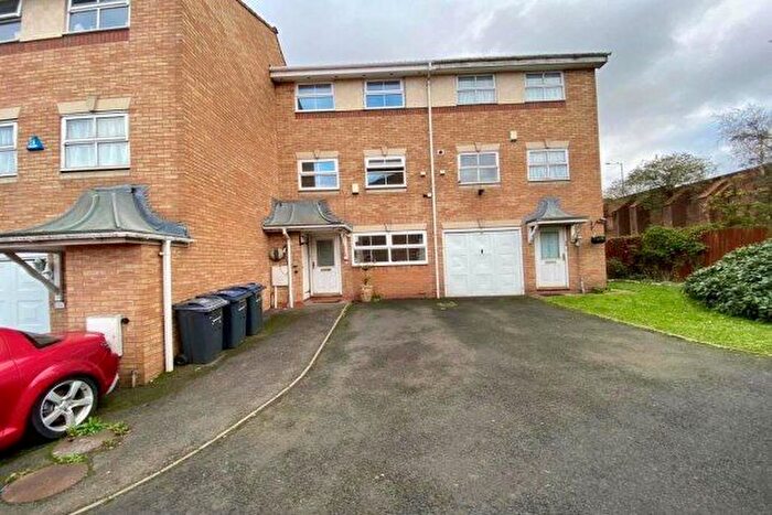 4 Bedroom Property To Rent In Waterside Close, Birmingham, B9