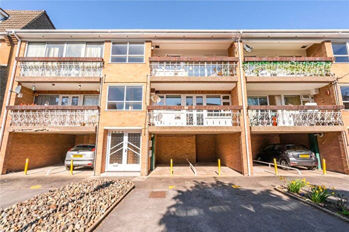 2 Bedroom Apartment For Sale In Selmeston Court, Grimsby, Lincolnshire, DN34