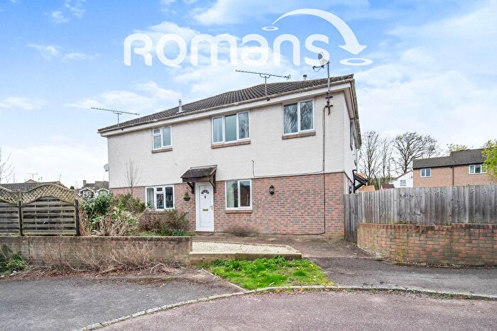 2 Bedroom End Terrace House To Rent In Swallow Way, Wokingham, RG41