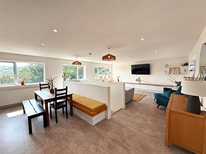 3 Bedroom Detached House For Sale In Chambercombe Park Road, Ilfracombe, EX34